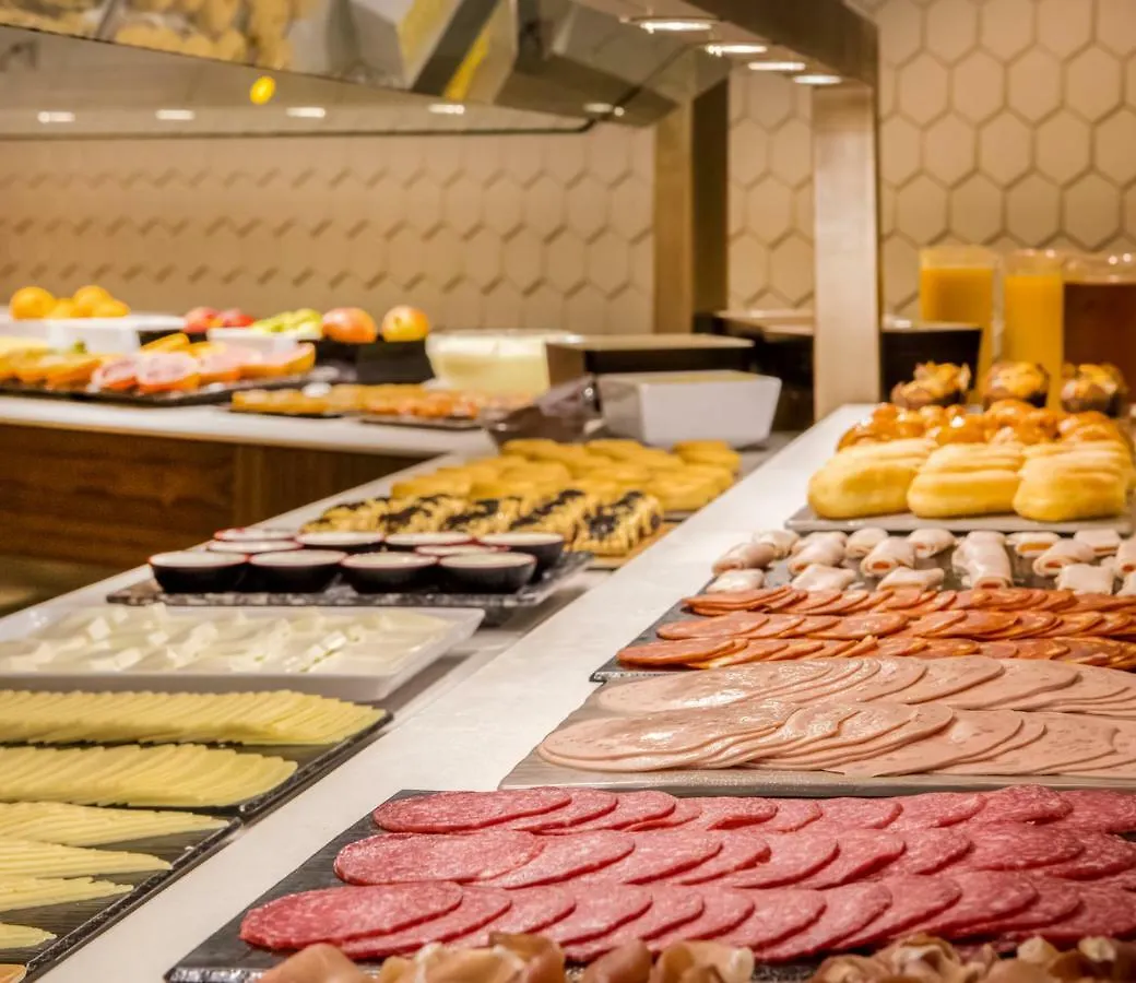 ホテル Golden Costa Salou - Adults Only 4* Sup 4*,  スペイン